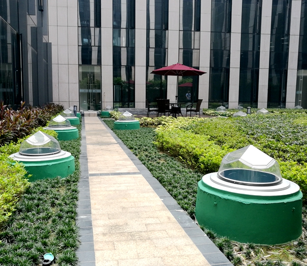 廣發金融中心正能量導光管